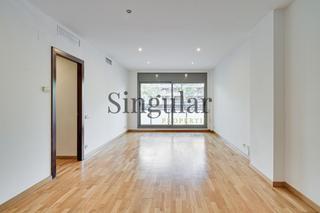 Piso en Sagrada Família. Piso en una de las fincas más buscadas, con parking incluido