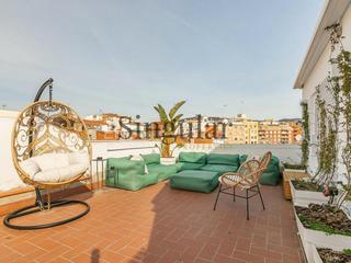 Miete Dachwohnung in Vila de Gràcia. Ático con excepcional terraza en gràcia