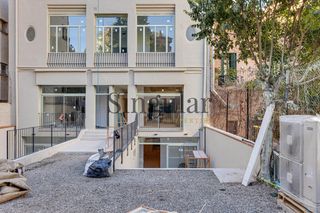 Duplex in Sant Gervasi - Galvany. Dúplex con jardín privado y sala polivalente en sant gervasigalv