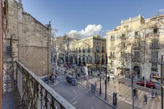 Lloguer Pis a Raval. Piso en alquiler en el corazón de barcelona