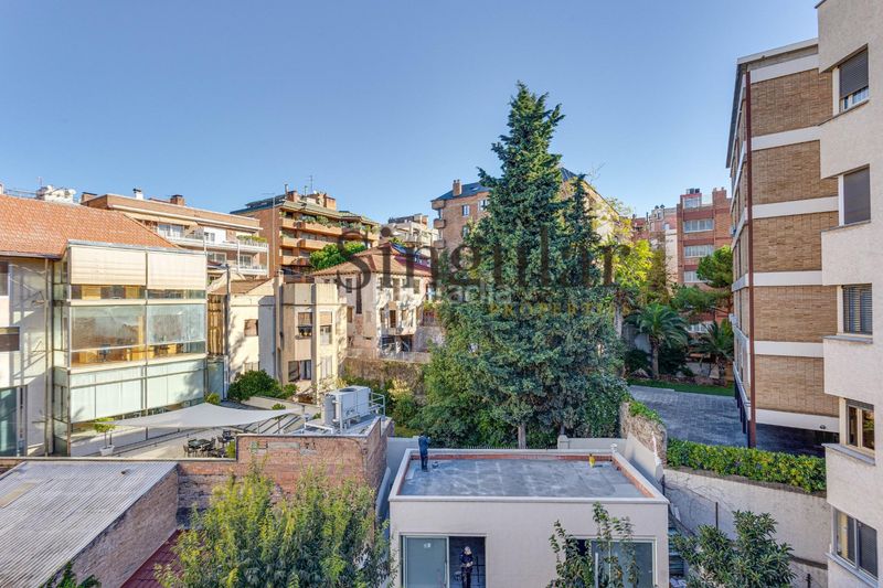 Foto 9d1d81a2-fb99-4a52-83e3-fa05cadc1c26. Edifici a Sant Gervasi - Galvany Barcelona