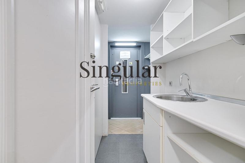 Foto 800db7b2-c4db-4b57-8385-82066078ecd3. Ufficio con riscaldamento in Sant Gervasi - Galvany Barcelona