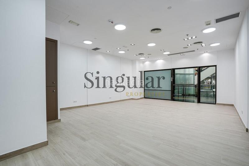 Foto 7da4bd68-ba38-4cda-bf9b-1f96b42958f1. Locale commerciale in Centre-Eixample-Can Llobet Barberà del Vallès