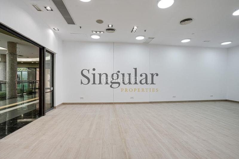 Foto 822eb498-a134-4de9-a53a-289b433eb471. Locale commerciale in Centre-Eixample-Can Llobet Barberà del Vallès