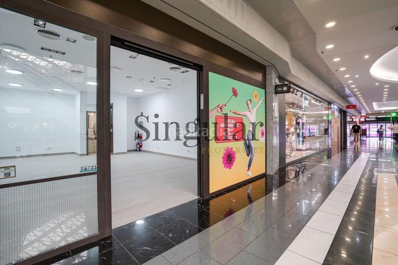 Foto d409c328-f42a-47f9-8e49-157cf9cd8b46. Geschäftsraum in Centre-Eixample-Can Llobet Barberà del Vallès