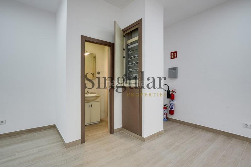 Foto d89f0174-1427-4b3e-ad5d-24ed6dbcfd83. Geschäftsraum in Centre-Eixample-Can Llobet Barberà del Vallès