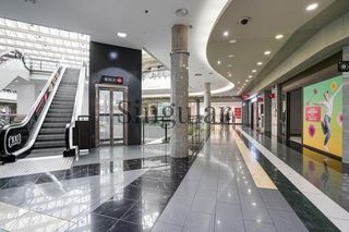 Lloguer Local Comercial  Carretera n-150. Local de 57 m2 en ventaalquiler en centro comercial baricentro