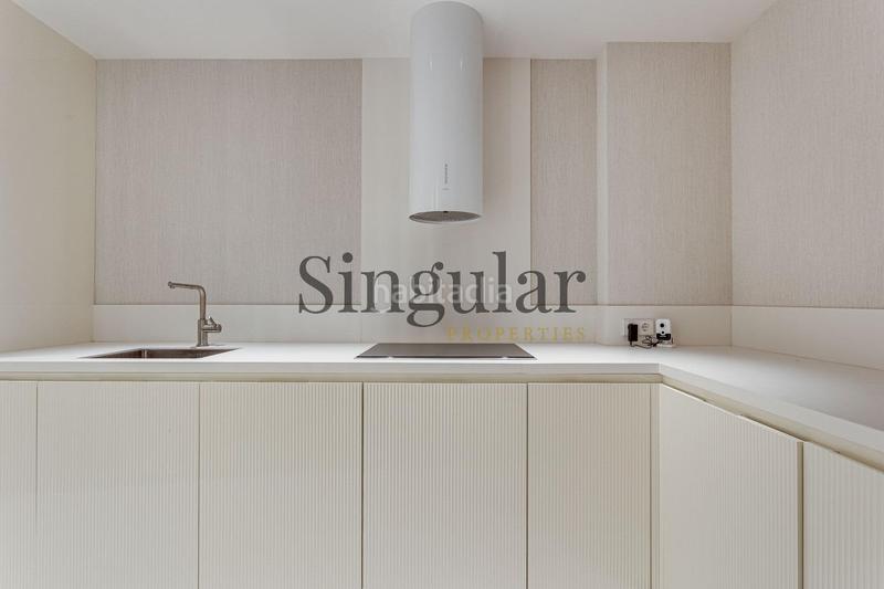 Foto 112258ff-ed6b-47f0-bd4a-ff1f5b6f0287. Alquiler ático espectacular ático con piscina privada Pedralbes en Barcelona