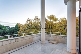 Rent Penthouse  Carrer de tòquio. Espectacular ático con piscina privada pedralbes