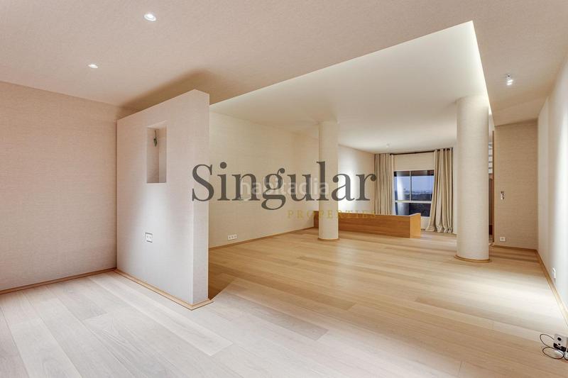 Foto 6a8addf7-7e10-422c-b430-2a405c58652f. Alquiler ático espectacular ático con piscina privada Pedralbes en Barcelona