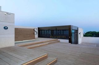 Miete Dachwohnung  Carrer de tòquio. Espectacular ático con piscina privada pedralbes