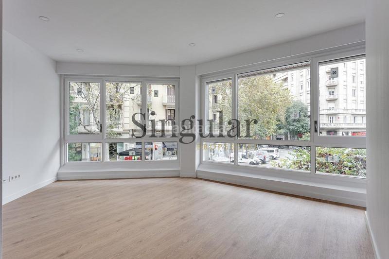 Foto 060b53e8-9781-4793-8cec-783f874abe21. Appartamento con parcheggio in Vila de Gràcia Barcelona