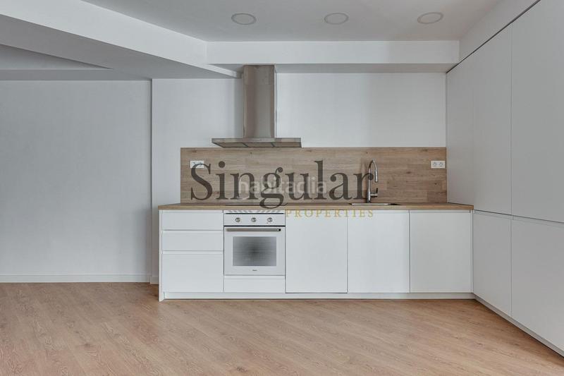 Foto 71422a3d-cfb4-4922-b2b7-7d4ef04f4dc9. Appartamento con parcheggio in Vila de Gràcia Barcelona