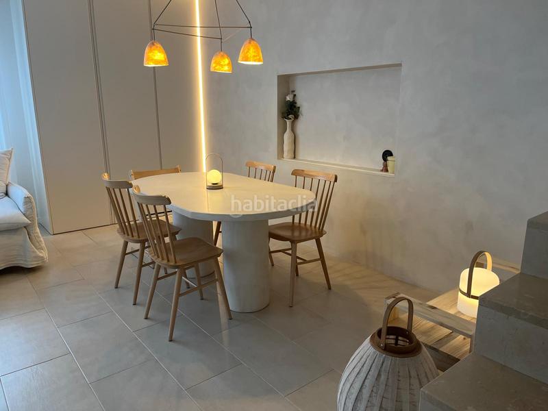 Foto b509a37d-574b-4914-84e5-cefd02360e45. Semi detached house with heating parking in Estadi-Santa Anna Vic