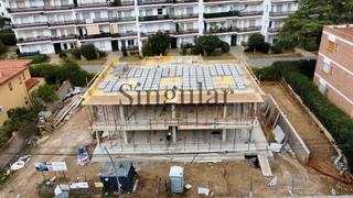 Ático en Els Grecs-Mas Oliva. Ático en prime mas oliva, roses