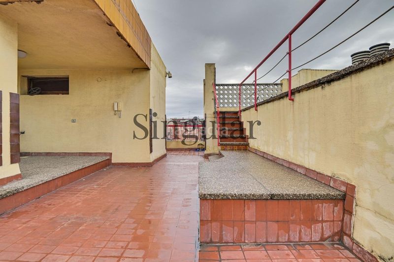 Foto 52cb8889-fb23-4eef-898b-3b68c4a8c682. Àtic amb calefacció aparcament piscina a Sant Gervasi - Galvany Barcelona