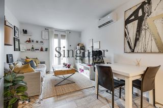 Appartement  Calle comte d'urgell. Piso en venta con rentabilidad en el ensanche izquierdo.