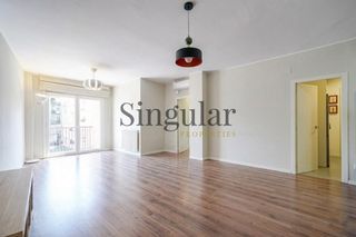 Pis a L´Antiga Esquerra de l´Eixample. Vivienda en eixample esquerra muy luminosa y tranquila