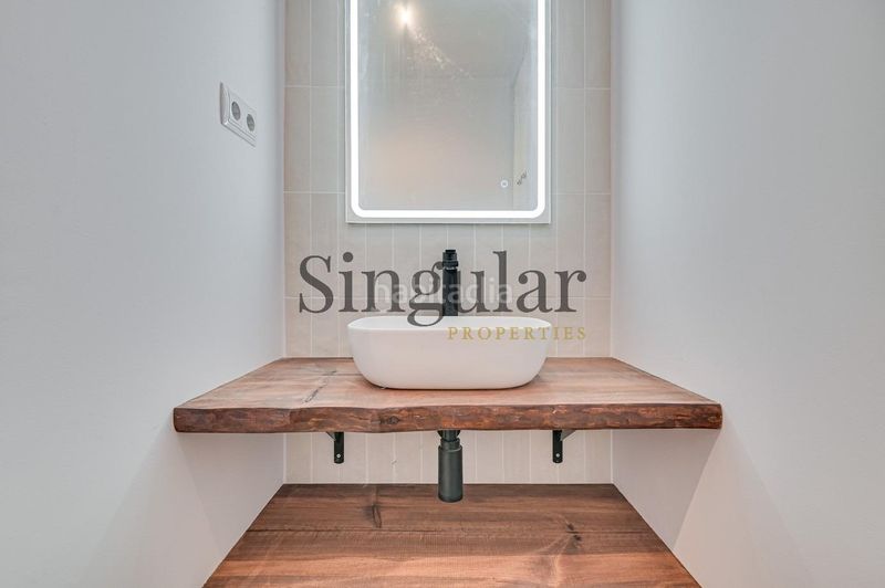 Foto 54945e7d-6f7a-47d6-a1ce-c8ba36b2a768. Pis a Dreta de l´Eixample Barcelona