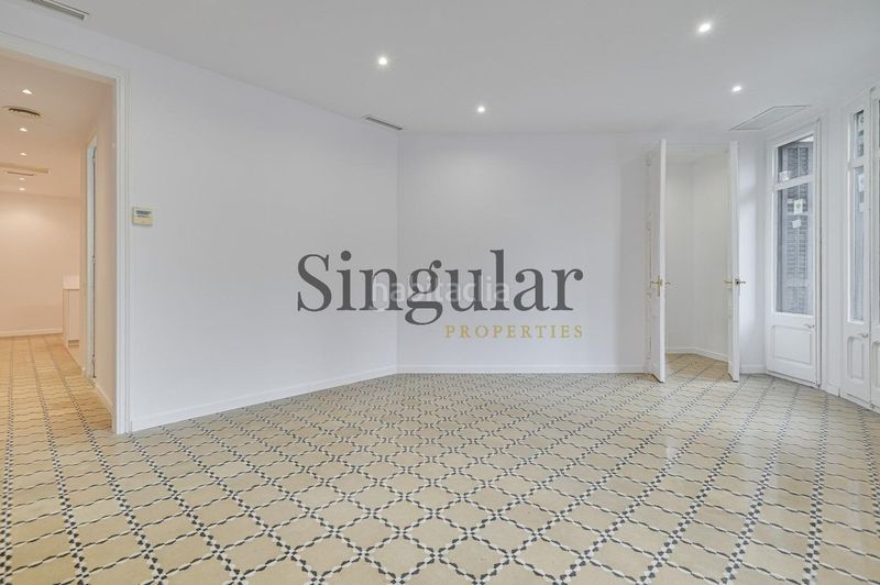 Foto 8f978479-ec08-4c35-9311-eea980de01f0. Pis a Dreta de l´Eixample Barcelona