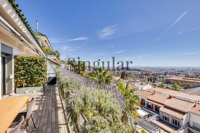 Foto 0cd40a81-d534-4fe2-b4e5-075cc595b1ad. Piso ático con piscina y vistas espectaculares bonanova en Barcelona