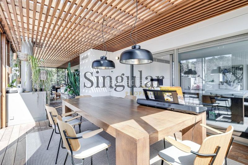 Foto 274af61e-5943-4244-90ce-38df475349f3. Piso ático con piscina y vistas espectaculares bonanova en Barcelona