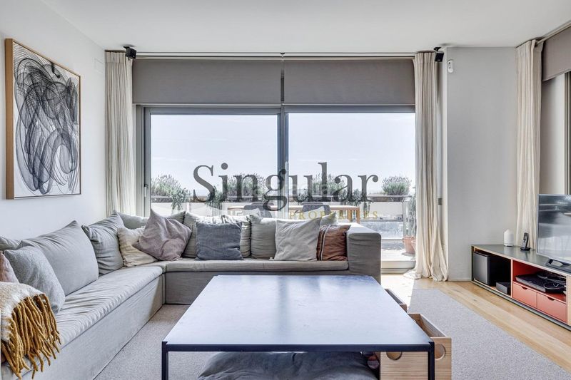 Foto 41a3a7d2-8fd8-4915-a75c-a24fe0e4278d. Piso ático con piscina y vistas espectaculares bonanova en Barcelona