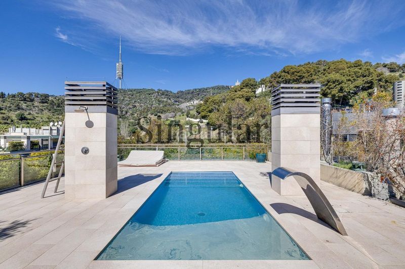 Foto 6647b859-fb58-4e8a-8e4a-4d6f74a295dd. Piso ático con piscina y vistas espectaculares bonanova en Barcelona