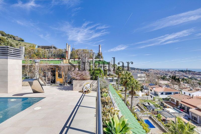 Foto b4784093-b948-40cb-891c-f4e7218b9e04. Piso ático con piscina y vistas espectaculares bonanova en Barcelona