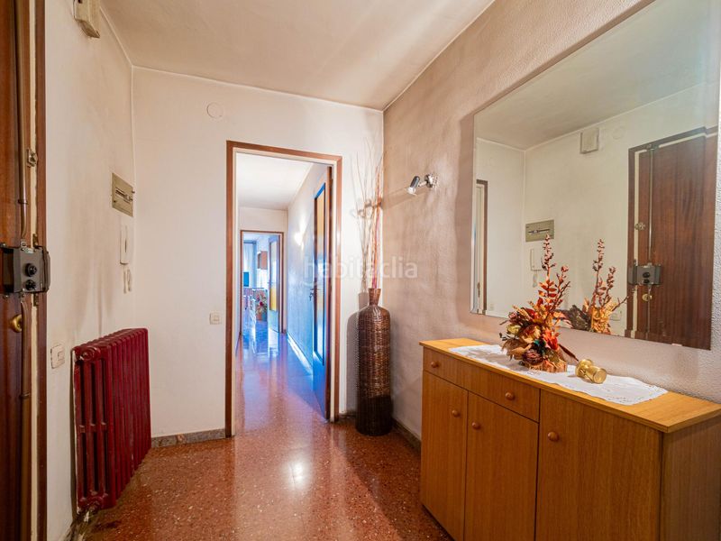 Foto 7406f1da-354c-435b-8856-2970cd605a1a. Pis amb calefacció aparcament a Manlleu