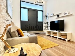Appartement dans Sagrada Fam�lia. Apartamento completamente reformado en la zona de sagrada famili