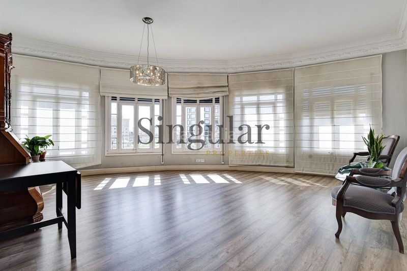 Foto aa2a2624-ed22-4de8-856f-63e95c1f035a. Pis a Vila de Gràcia Barcelona