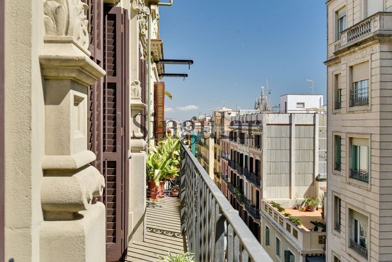 Foto ac10bd0f-211f-4910-bbd8-6123296ff8d0. Pis amb calefacció a Vila de Gràcia Barcelona