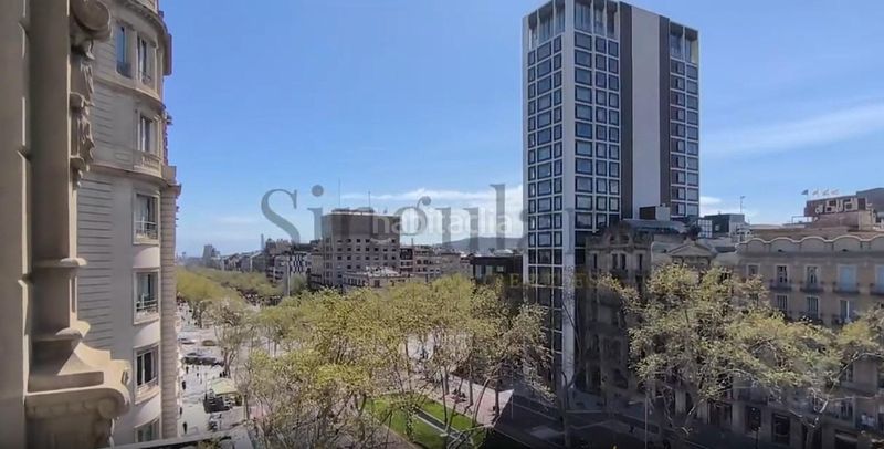 Foto cab4afc3-461d-4a1b-becd-22734652d928. Pis a Vila de Gràcia Barcelona