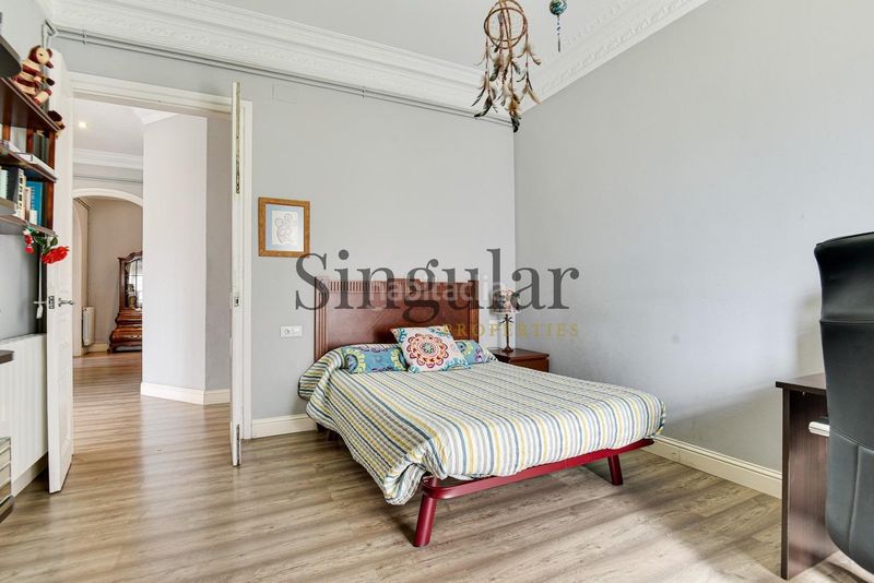 Foto f8b5e3a9-5266-48ad-8a39-042eeda67b56. Pis a Vila de Gràcia Barcelona