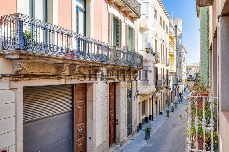 Foto 099c5bd6-4f11-4132-ad33-b73e9209317f. Edifici a Sarrià Barcelona