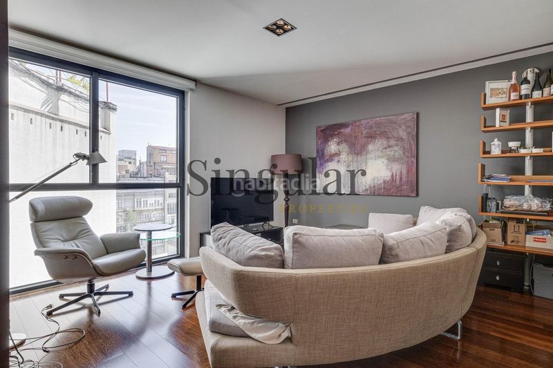 Foto 272db0a0-84ca-4b0d-8297-285f809ad0ea. Piso luminoso piso junto a la pedrera en Dreta de l´Eixample Barcelona