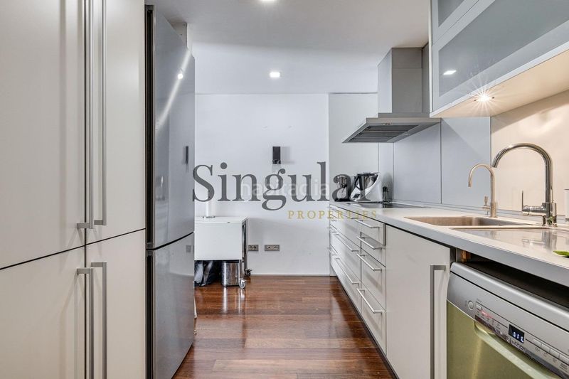 Foto 55fd6867-d024-461e-bfe3-718542a5fc5f. Piso luminoso piso junto a la pedrera en Dreta de l´Eixample Barcelona