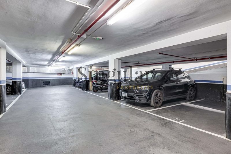 Foto 64593bb2-c18b-45b9-b0e3-5d2a82db2bfc. Piso luminoso piso junto a la pedrera en Dreta de l´Eixample Barcelona