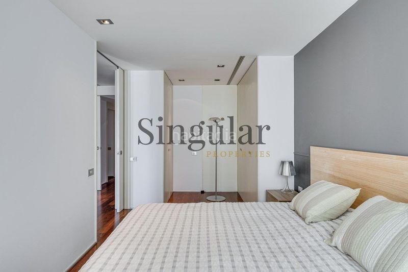 Foto a91e92ce-bb77-479f-b304-d9ecad2db25e. Piso luminoso piso junto a la pedrera en Dreta de l´Eixample Barcelona