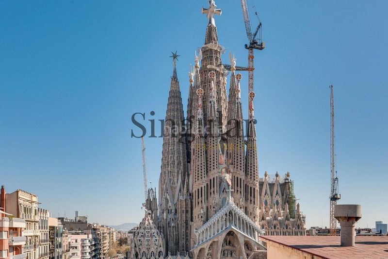Foto f3f414d3-4353-4958-a031-6647b85d2efa. Àtic amb calefacció a Sagrada Família Barcelona