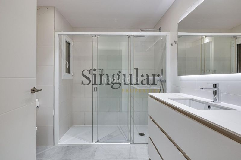 Foto 30bebf7d-ce5b-4f4f-8fcc-b8cd08d1c4c1. Pis amb calefacció a Putget - Farró Barcelona