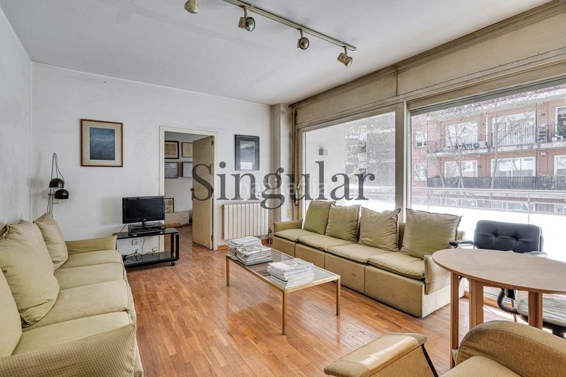 Foto acc75772-4715-46e8-8d23-ef5302bb940f. Pis amb calefacció a Putget - Farró Barcelona