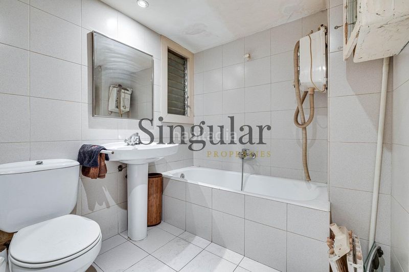 Foto e7f0f2de-c96f-46fc-aeb6-09debb0132d7. Pis amb calefacció a Putget - Farró Barcelona