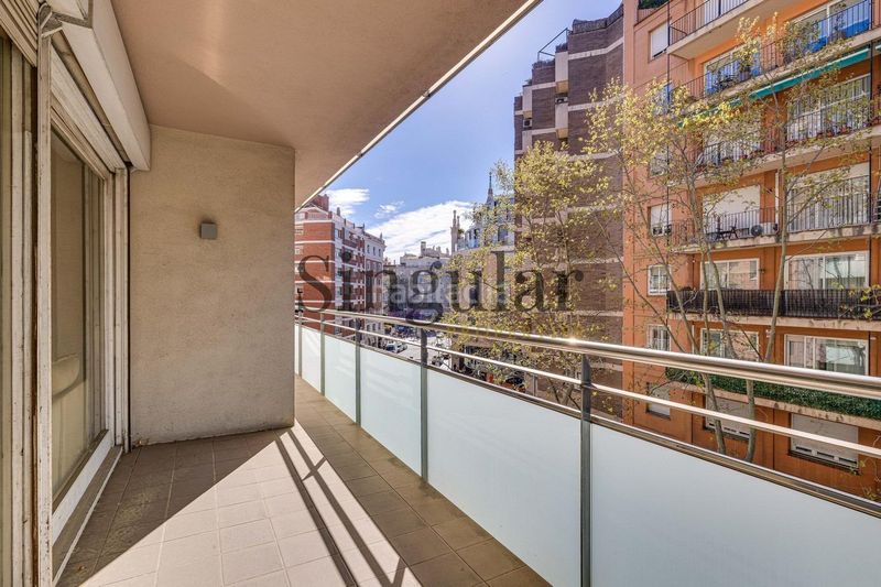 Foto f2f010bd-c4e7-473b-893b-97914d92964e. Pis amb calefacció a Putget - Farró Barcelona