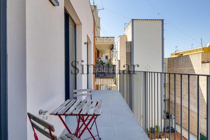 Foto 53bf88b5-5032-4e61-b9f8-45d87fb1b82b. Àtic amb calefacció aparcament piscina a Putget - Farró Barcelona