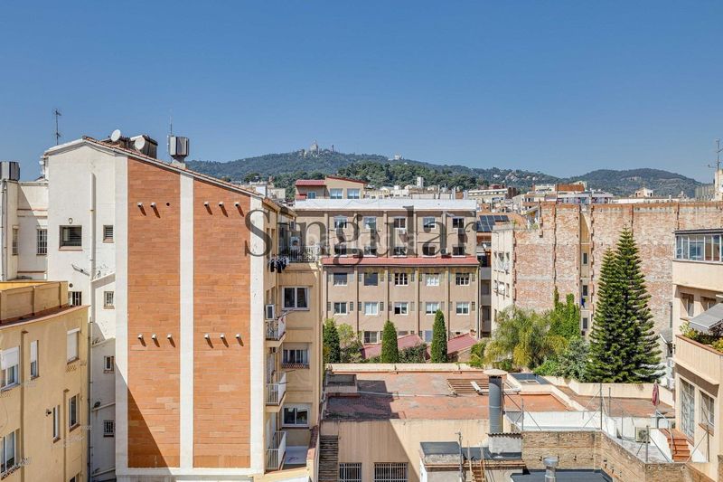 Foto b8bfb191-096e-4a2b-961c-14f13db50d13. Àtic amb calefacció aparcament piscina a Putget - Farró Barcelona