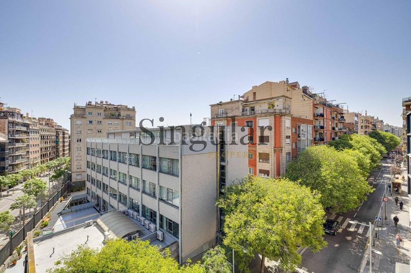 Foto c7b94e5d-625d-4972-a833-765714f1fe72. Àtic amb calefacció aparcament piscina a Putget - Farró Barcelona