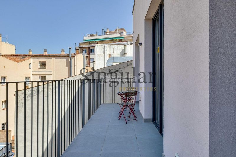 Foto d849f8c6-815a-47a6-9662-c50989c7576e. Àtic amb calefacció aparcament piscina a Putget - Farró Barcelona