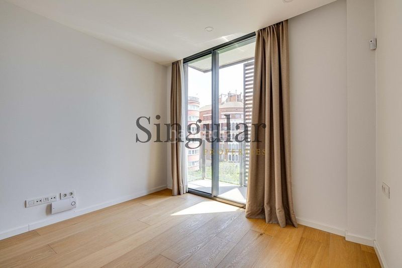 Foto e5f1a0a0-a4f4-480c-9335-054c062e538d. Àtic amb calefacció aparcament piscina a Putget - Farró Barcelona